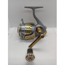 Spinning reel Certate Hyper Custom 2500R in tuning